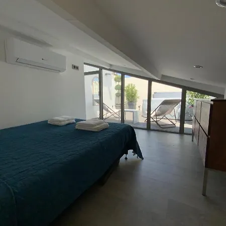 Le Rooftop Tropezien * סן טרופז